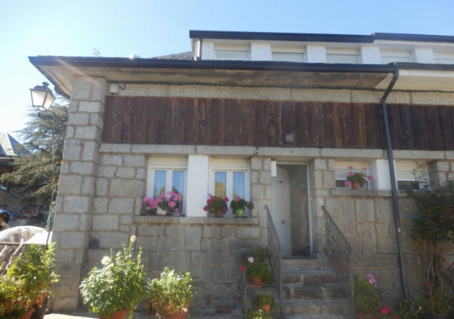 CALLE BARRIO NUEVO , 1, BLOQUE 18 , VALSAIN, VALSAIN-SAN ILDEFONBSO, Segovia