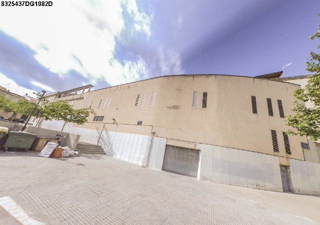 Avd Arquitecto Puig de Cadafalch 60, Terrassa, Barcelona