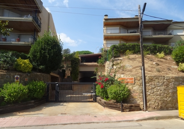 Calle Serrá nº 1 Escalera 8, bloque IV, puerta 2, Residencial Mediterraneo, Calella de Palafrugell, Girona