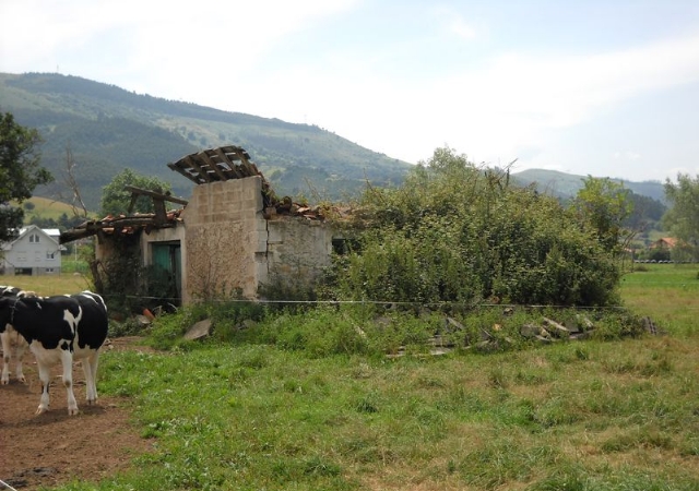 AL SITIO DE LA PRADERA, SANTA MARIA DE CAYON, Cantabria