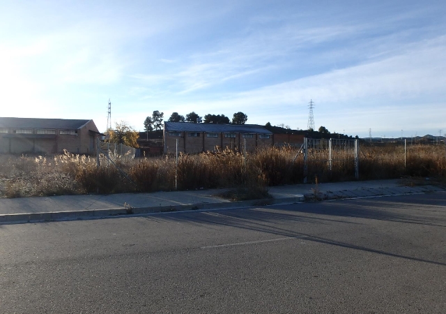 PARCELA 34, PLAN PARCIAL DE LA TOSSA, SANTA MARGARIDA MONTBUI, Barcelona