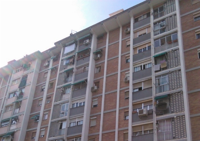 Calle Camelia, 3, bajos 3ª, Cornellà de Llobregat, Barcelona