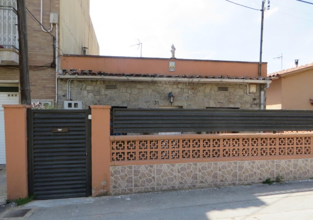 ADAN Y EVA, 31, CERDANYOLA DEL VALLÈS, Barcelona