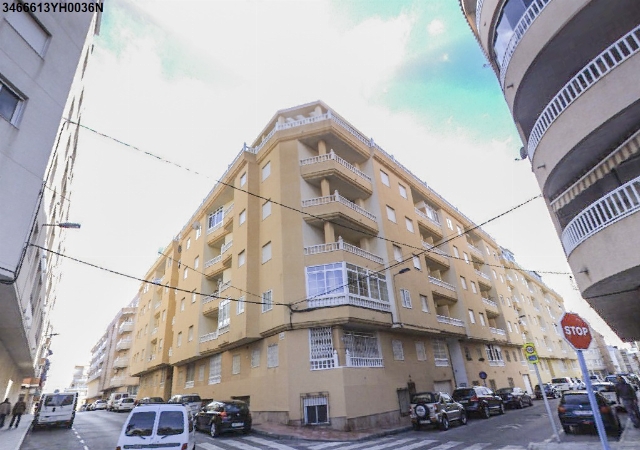 C/ Maldonado 55, Esc 2, 4º 8ª, Torrevieja, Alicante/Alacant