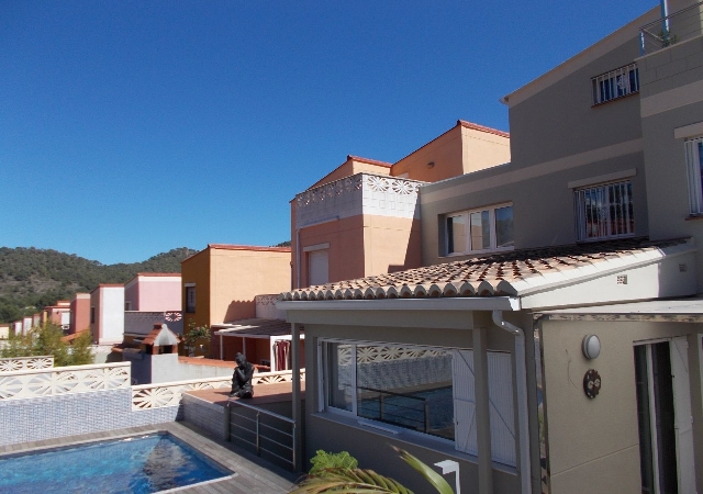 CL LA CREU 15, GILET, Valencia/València