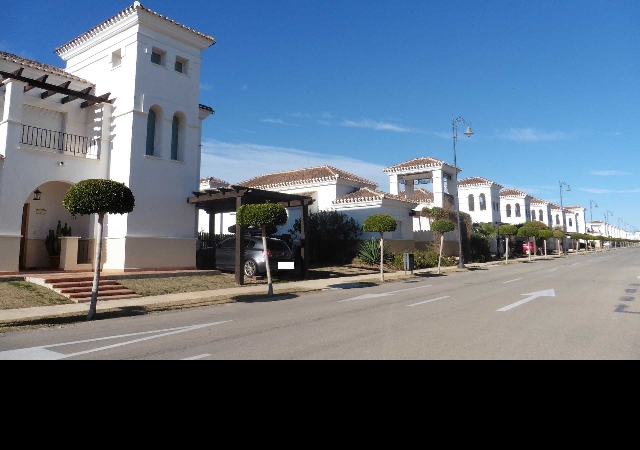 c/ Esturión, 3. Urbanización La Torre Golf Resort, Torre-Pacheco, Murcia