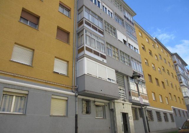 TRAVESIA DE ORELLANA Nº 8 BAJO A, AVILES, Asturias