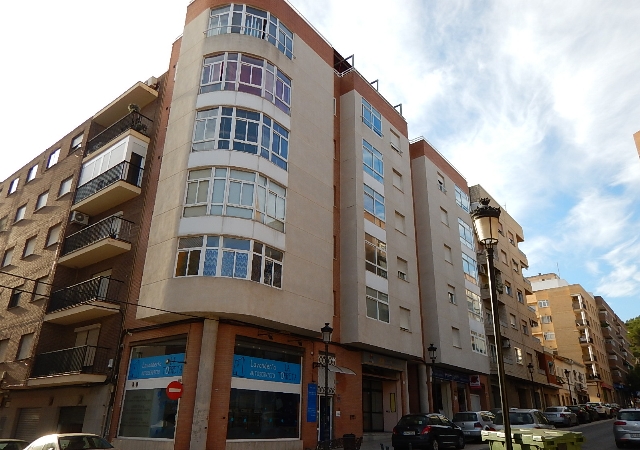 C/ DR. BERNAT, Nº 32, CHIVA, Valencia/València