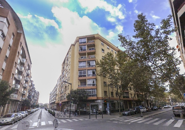 C/ ESCULTOR ROCAMORA 1 ESC. B O IZQUIERDA PLANTA 3ª PUERTA 1ª, REUS, Tarragona