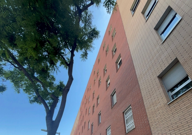 Plaza Textil 2, esc. A duplex plan baj. 1º 2º, Sant Adrià de Besòs, Barcelona