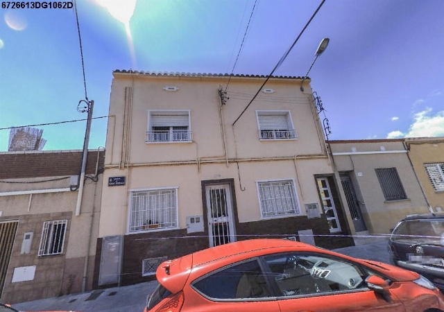 Carrer de Sant Ferran núm. 33, 2n 2a, Terrassa, Barcelona