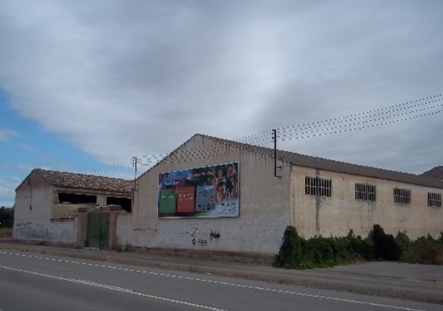 En el término de Remolinos, en la carretera de Alagón o de Tudela a Zaragoza, número doce, ZARAGOZA, Zaragoza